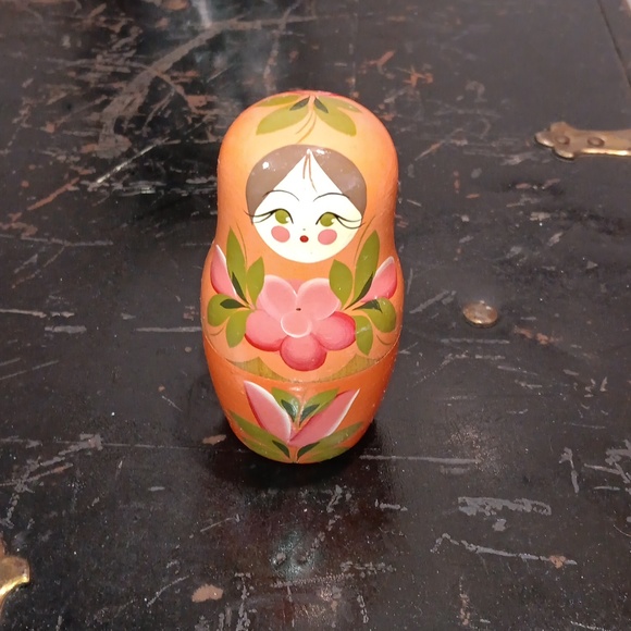 LENINGRAD NESTING DOLL.. 1988.. #5639 - Picture 2 of 5
